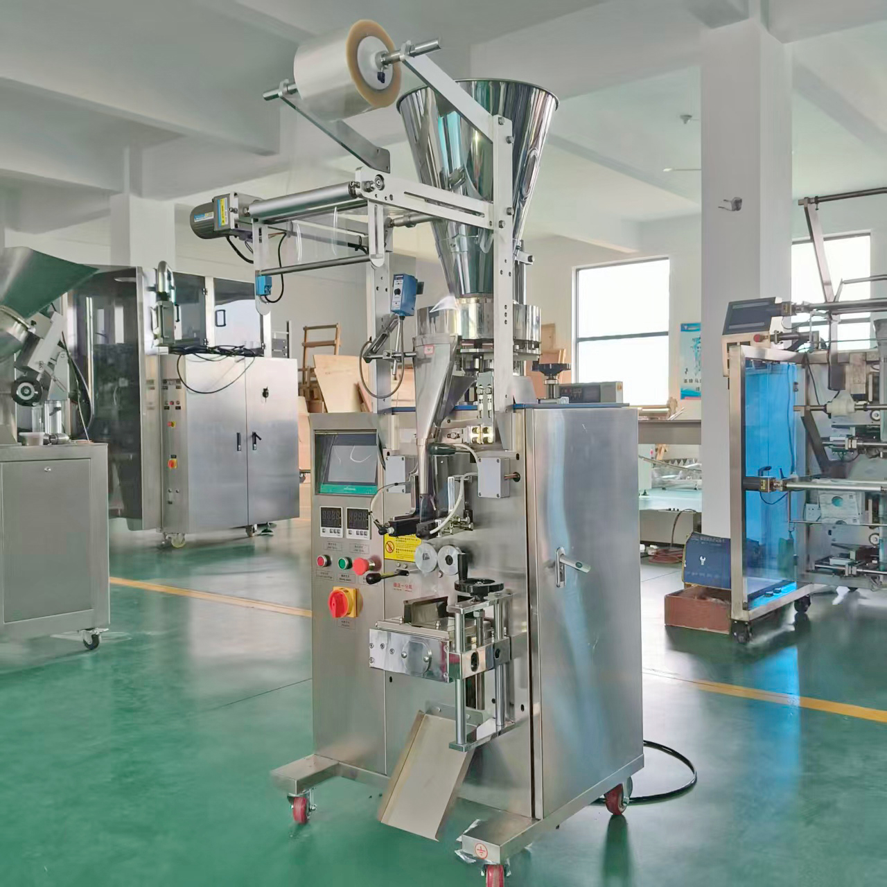 2025葉面肥顆粒包裝機(jī) 小袋顆粒自動(dòng)包裝機(jī)第3張