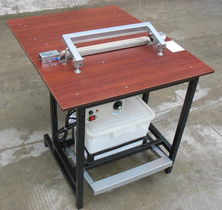 2025水冷式塑料薄膜封口機(jī)/衛(wèi)生紙封口機(jī)第2張