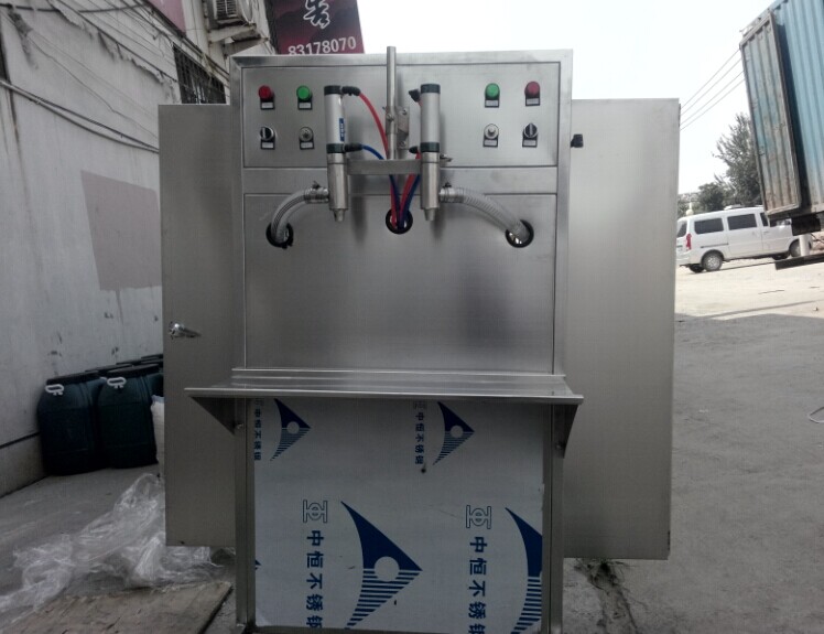 2025濟(jì)南潤滑油灌裝機(jī) 天津防凍液灌裝機(jī)第4張